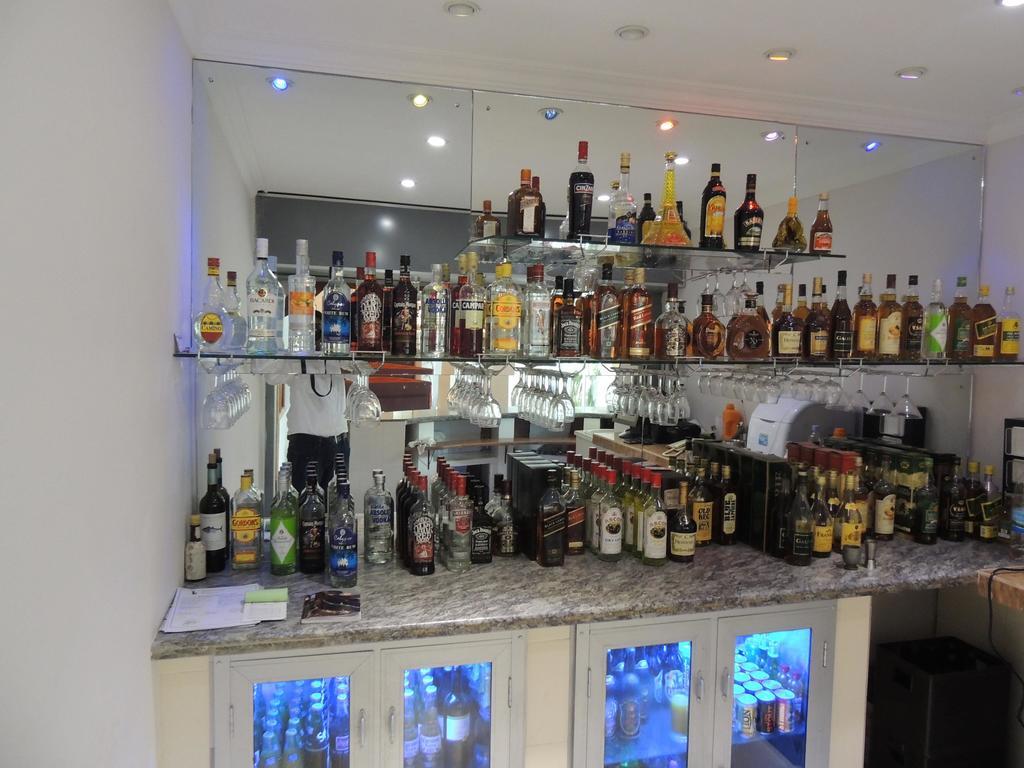 Tilko City Hotel Jaffna Kültér fotó