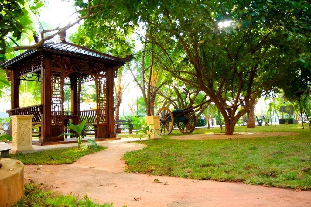 Tilko City Hotel Jaffna Kültér fotó