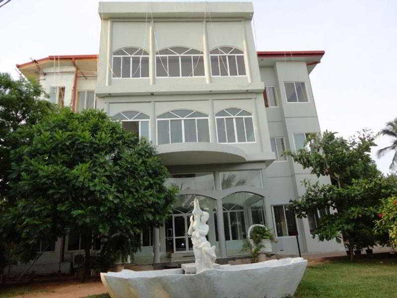 Tilko City Hotel Jaffna Kültér fotó