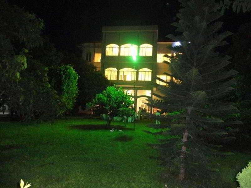 Tilko City Hotel Jaffna Kültér fotó