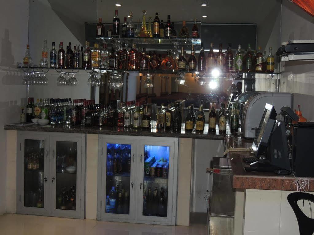 Tilko City Hotel Jaffna Kültér fotó