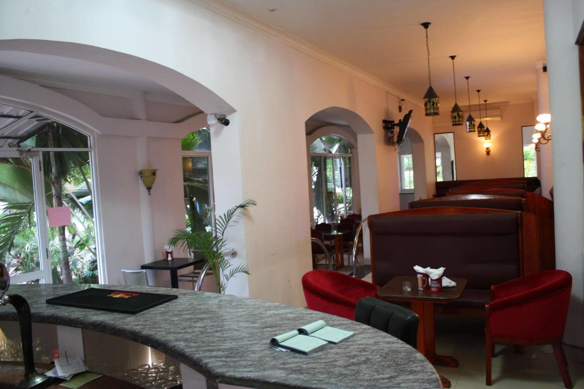 Tilko City Hotel Jaffna Kültér fotó